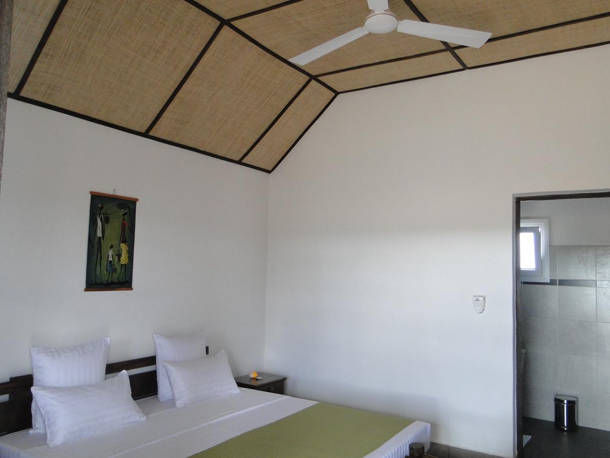 Hotel H1 Isalo Ranohira Екстер'єр фото
